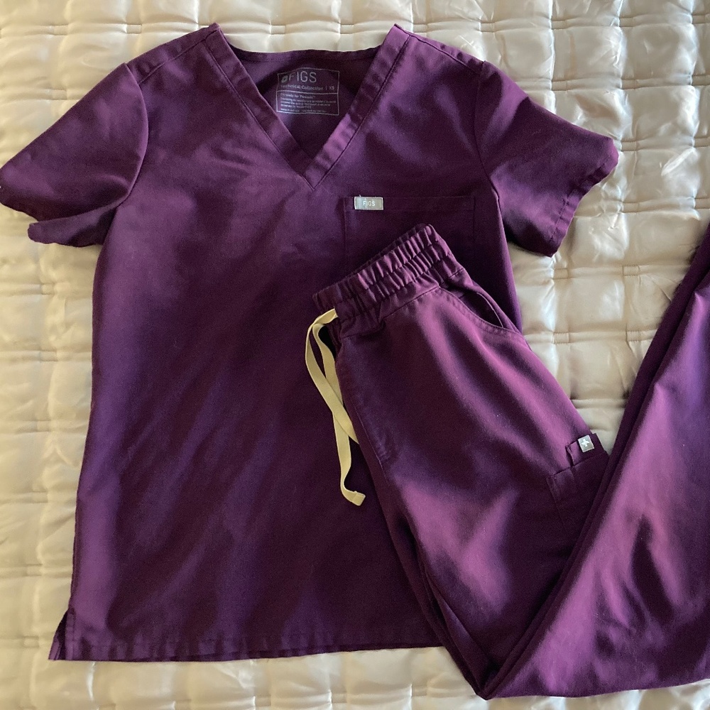 Figs scrub set- Deep Purple XS/XXS